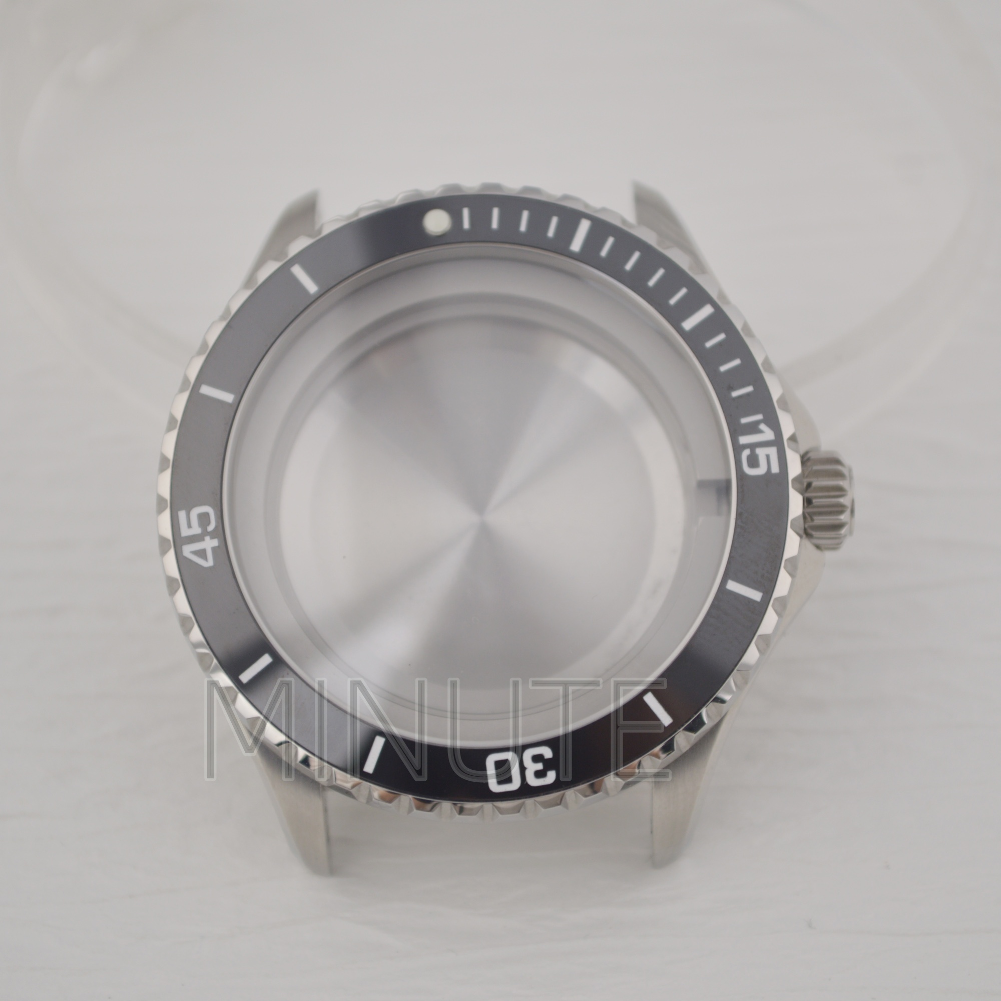 Caja de reloj de buceo de acer - Automatic Dive Watch 200M Nh35 Movement reseña y precio