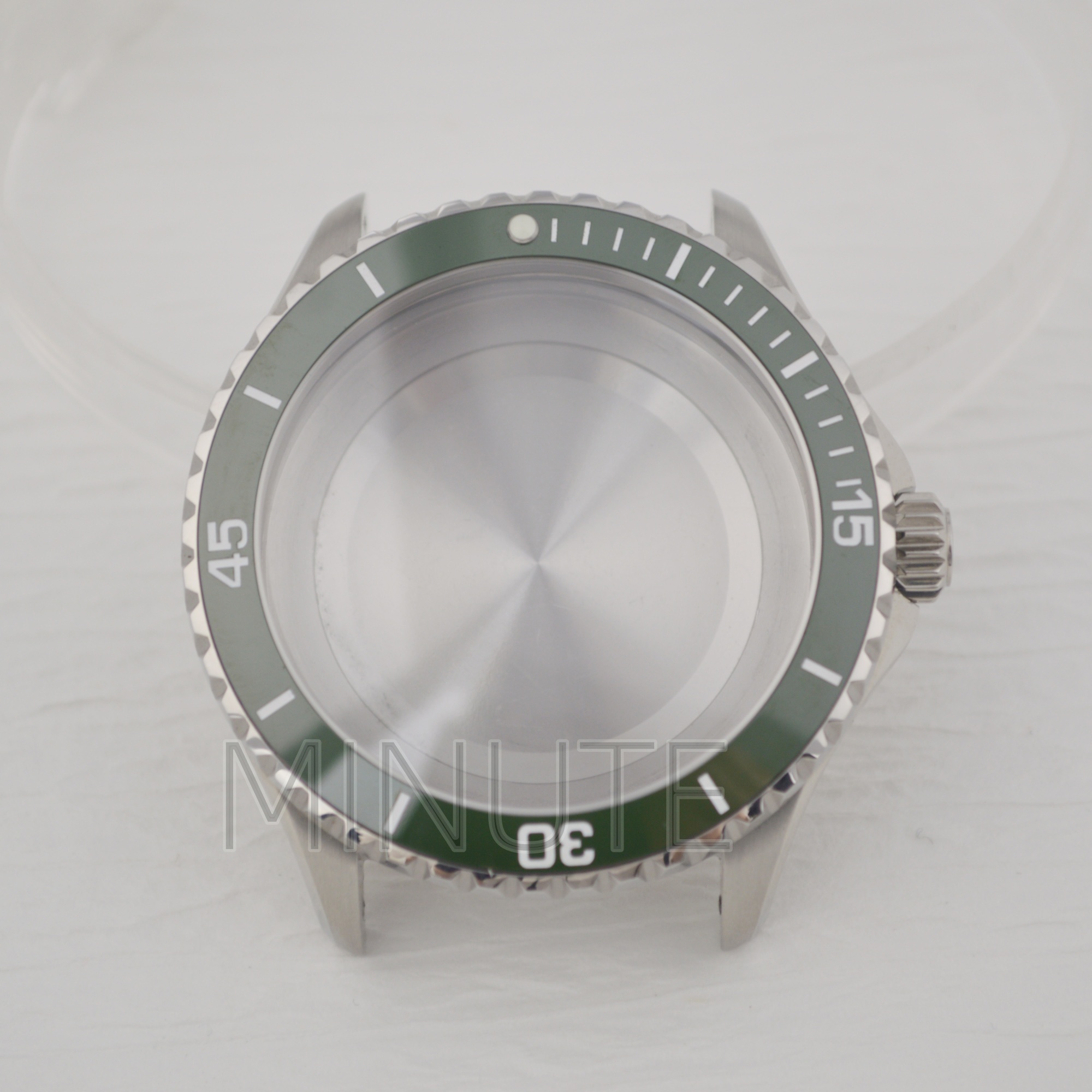 Caja de reloj de buceo de acer - Automatic Dive Watch 200M Nh35 Movement reseña y precio